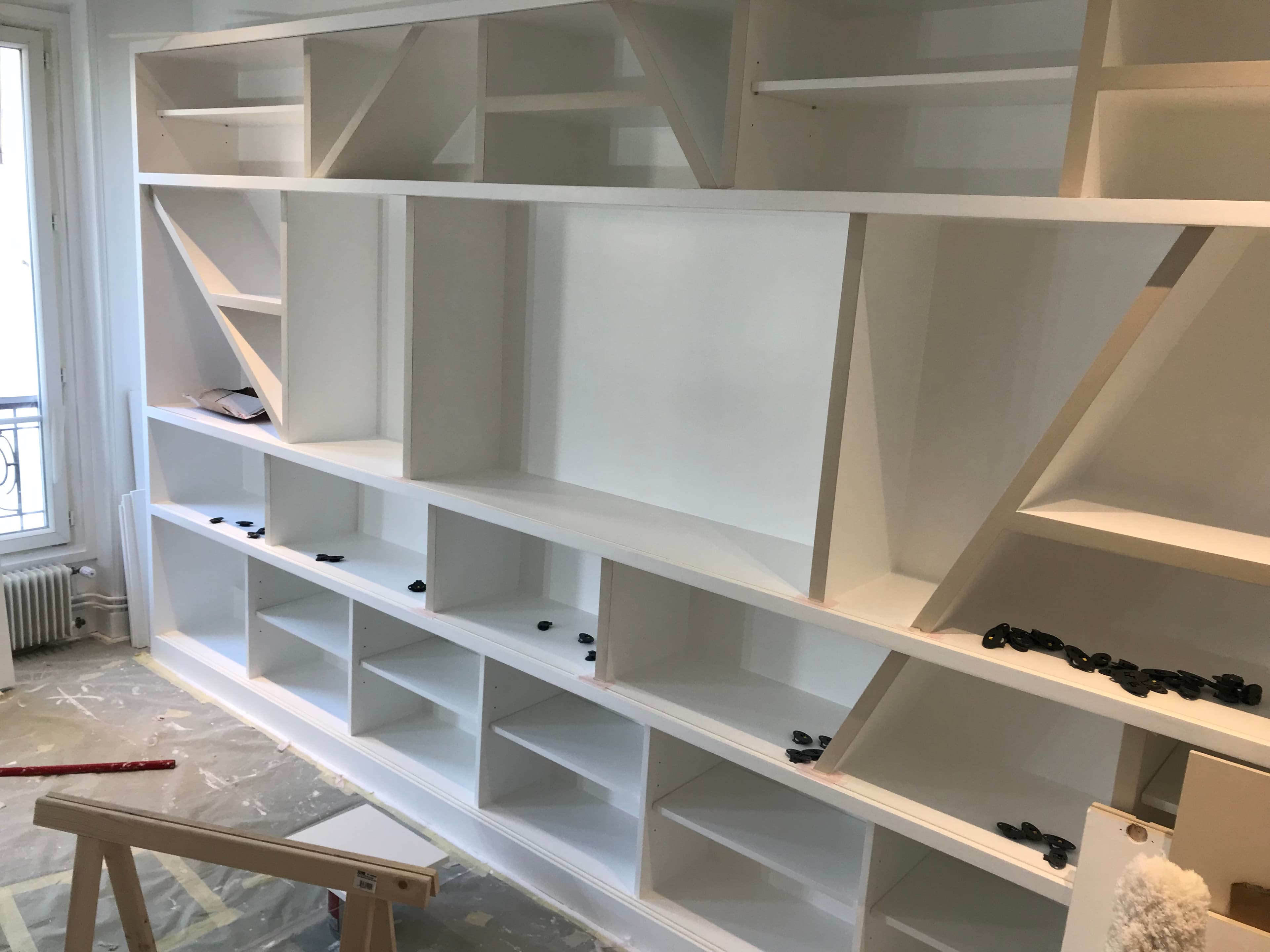 Bibliothèque murale design sur mesure - photo 4